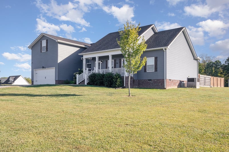 8903 Covington Rd, White House, TN 37188