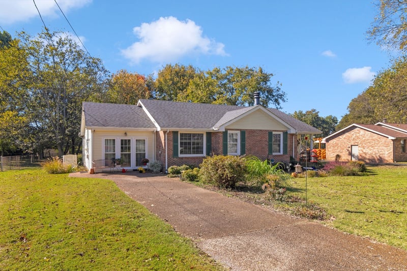 1016 Dortch Ln, Nolensville, TN 37135