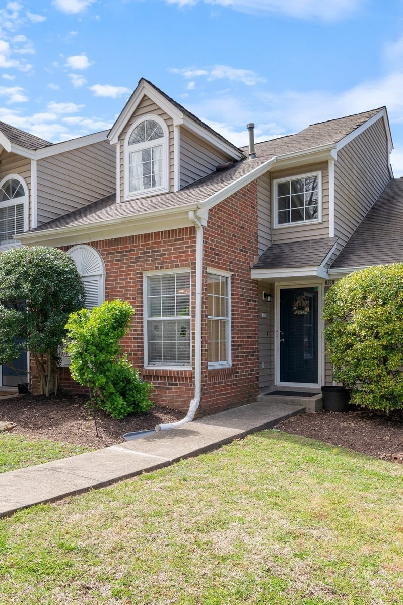 306 Yorkshire Cir, Nashville, TN 37211