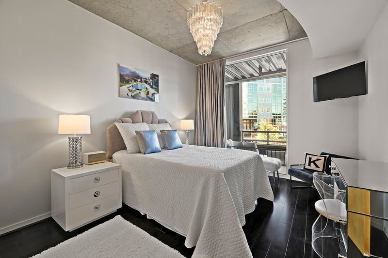 600 12th Ave S #305, Nashville, TN 37203