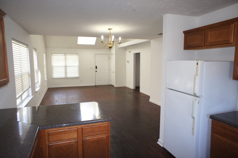 1114 Phelissa Dr, La Vergne, TN 37086