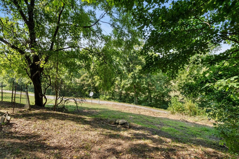 2417 Esque Sharp Rd, Mount Pleasant, TN 38474