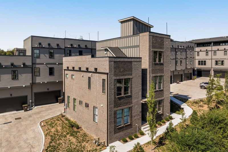 2000 S Hamilton Rd #17, Nashville, TN 37218