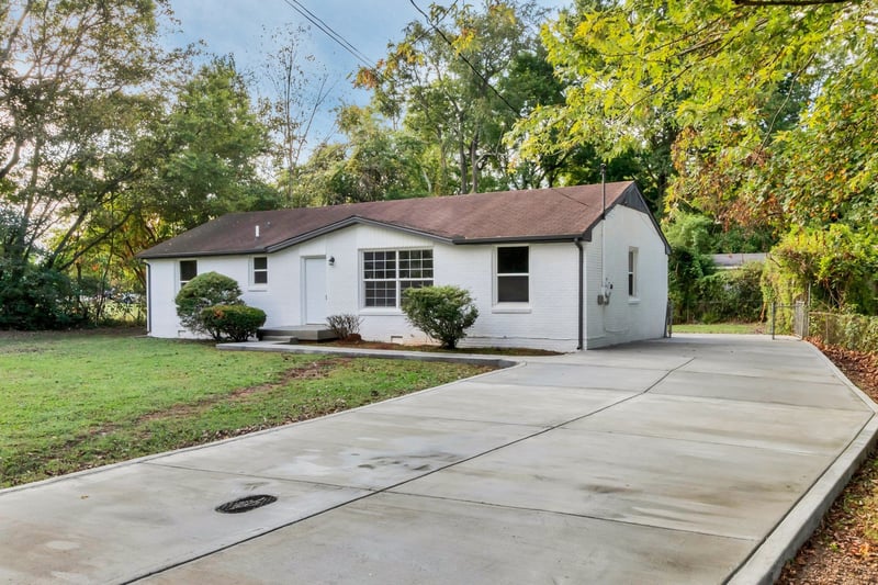 1806 Greerson Dr, Murfreesboro, TN 37130