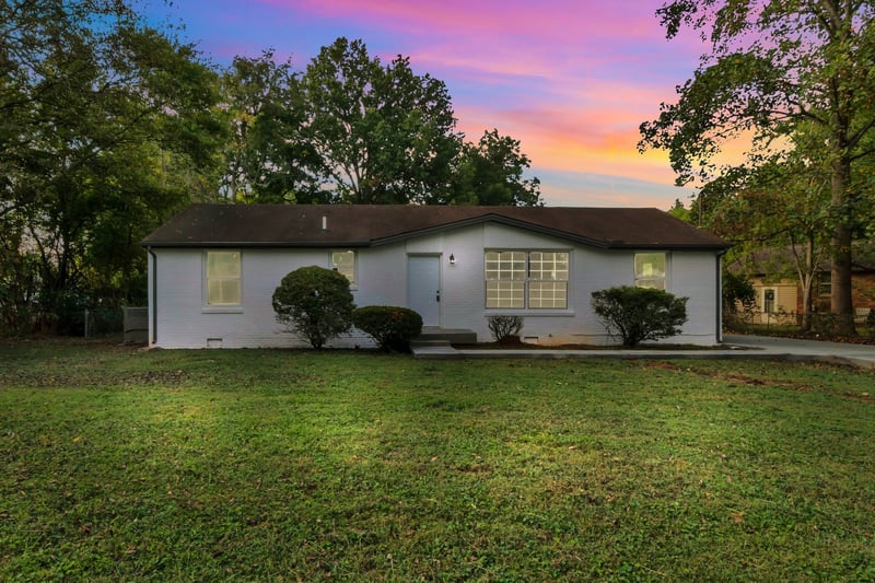 1806 Greerson Dr, Murfreesboro, TN 37130