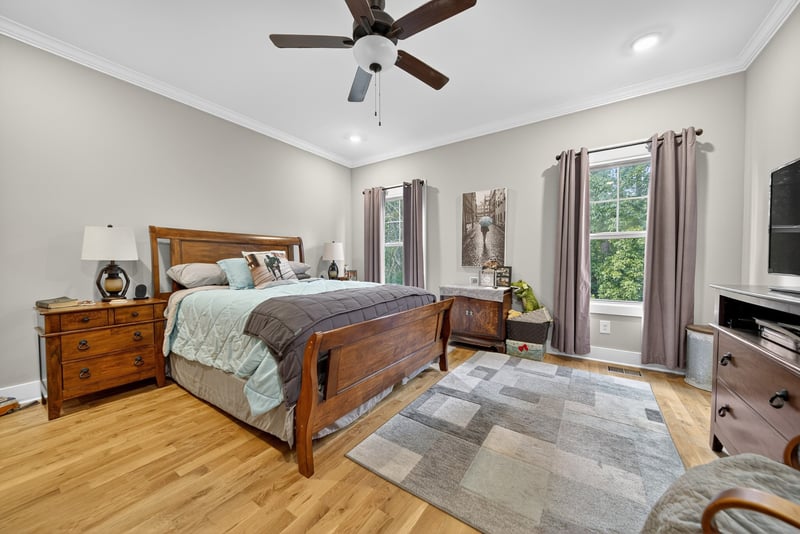 4100 Ironwood Dr, Greenbrier, TN 37073