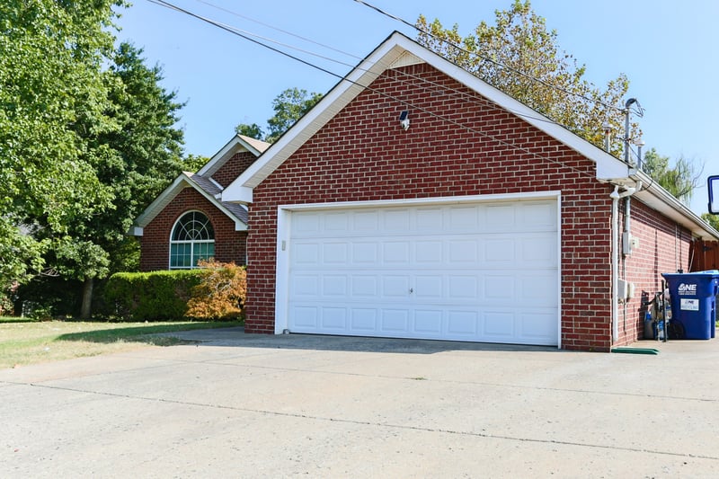 6012 Westfork Dr, Smyrna, TN 37167