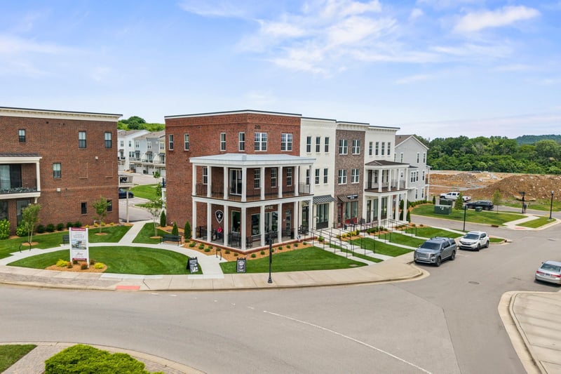 2101 Branford Pl #201, Thompsons Station, TN 37179