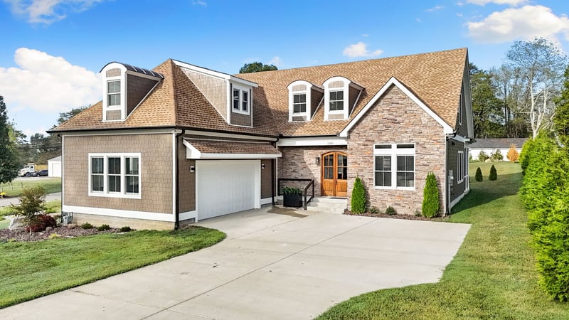 100 N Poole St, Ashland City, TN 37015