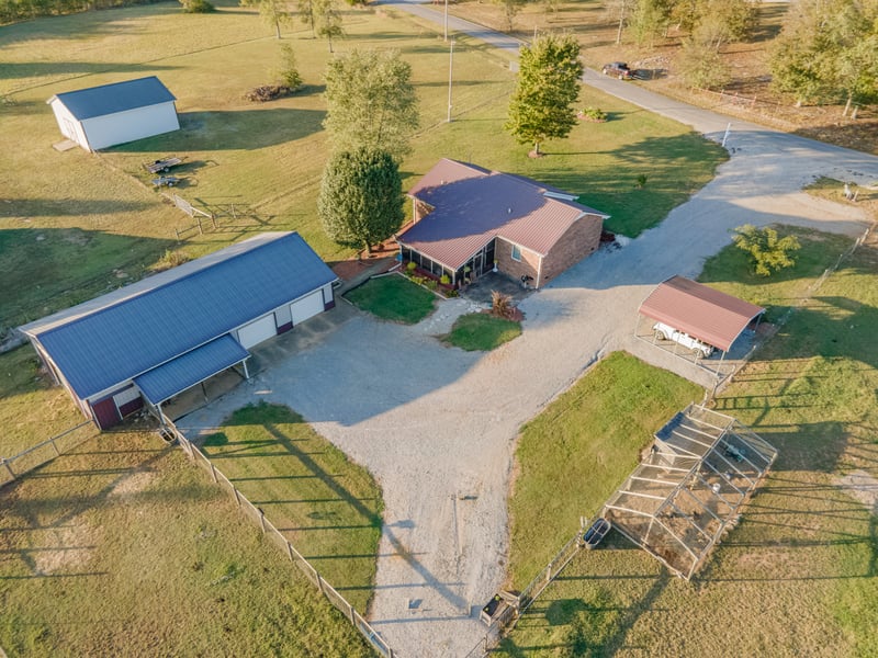 2780 Joe Reeves Rd, Lewisburg, TN 37091