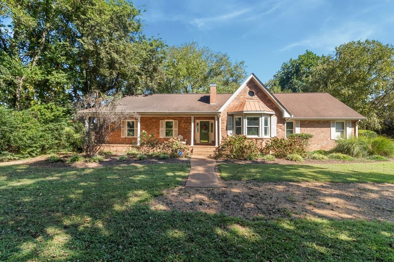 601 Gresham Ln, Murfreesboro, TN 37129