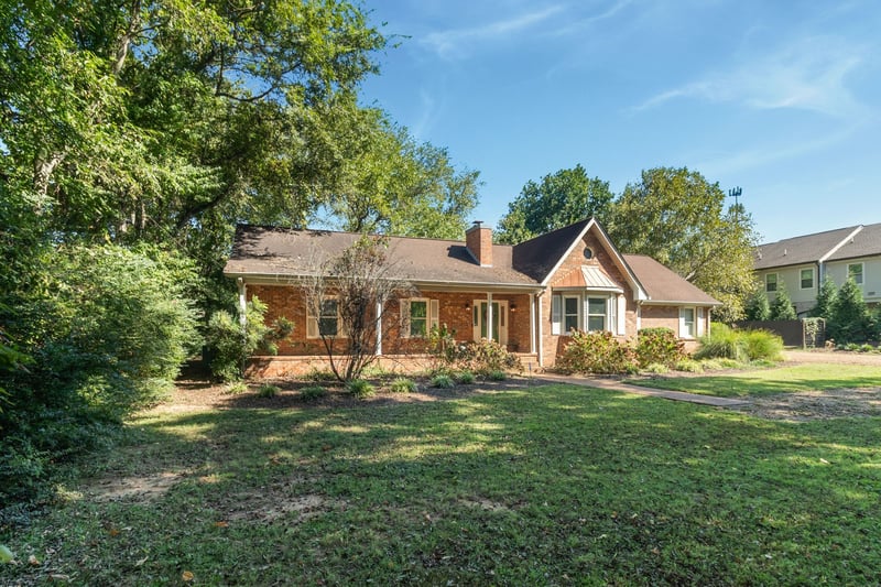 601 Gresham Ln, Murfreesboro, TN 37129