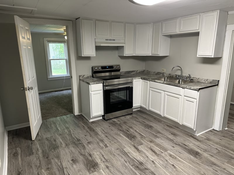 122 Kempville Hwy, Pleasant Shade, TN 37145