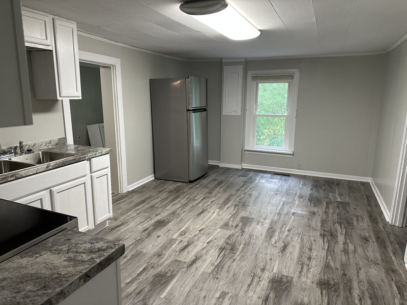 122 Kempville Hwy, Pleasant Shade, TN 37145