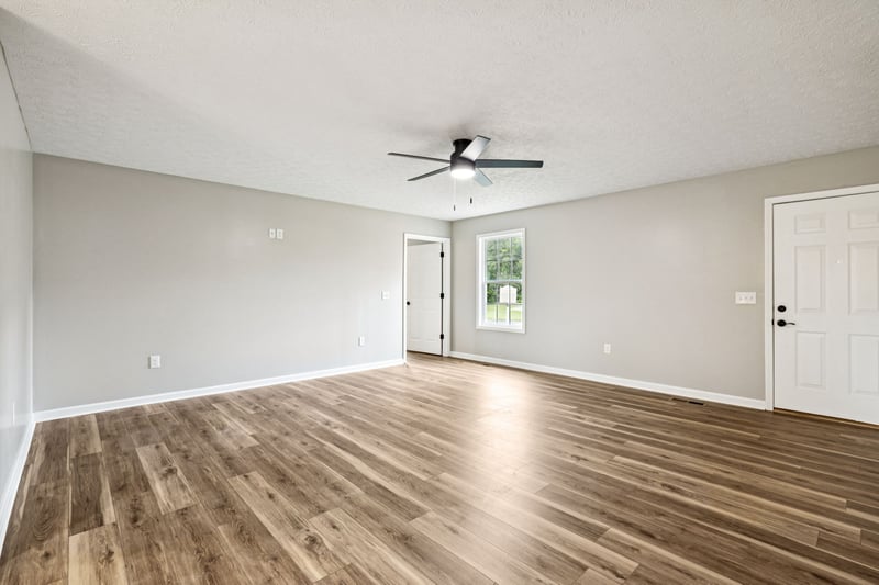 3617 Old Coopertown Rd, Springfield, TN 37172