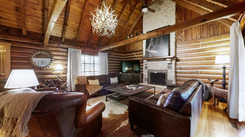 2739 Thompson Station Rd, Thompsons Station, TN 37179