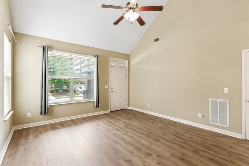 516 Griffin Cir, Hermitage, TN 37076