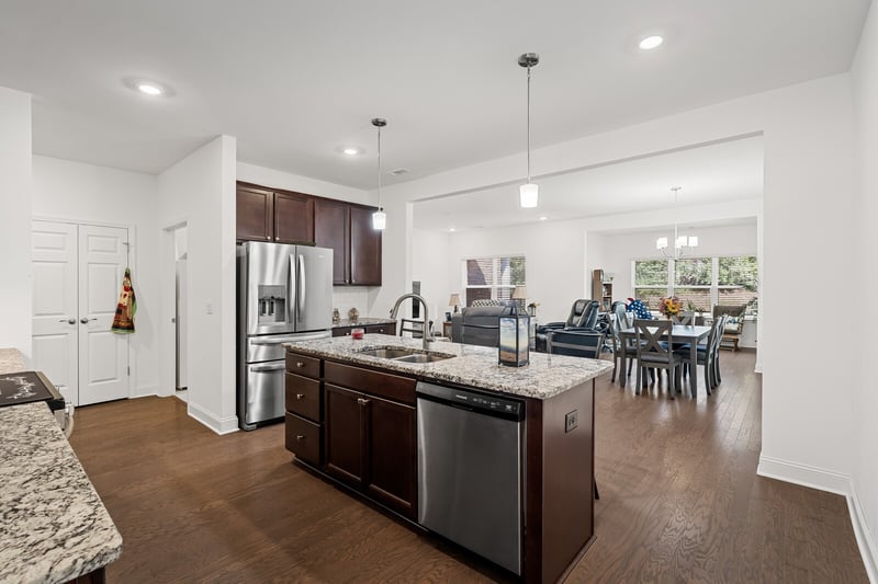 2333 Laurelstone Dr, Murfreesboro, TN 37130