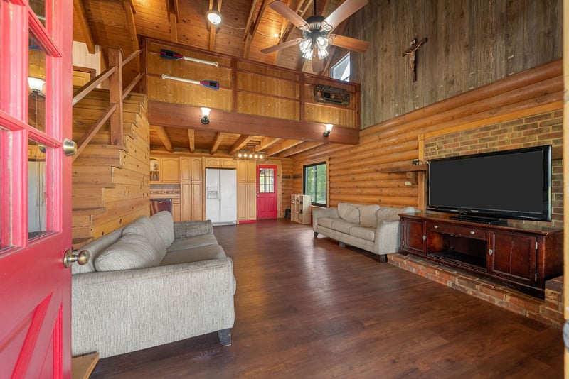 3501 Ridge Rd, Cedar Hill, TN 37032