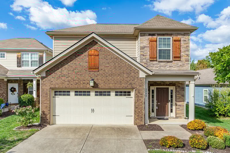 2506 Walpole Ln, Columbia, TN 38401