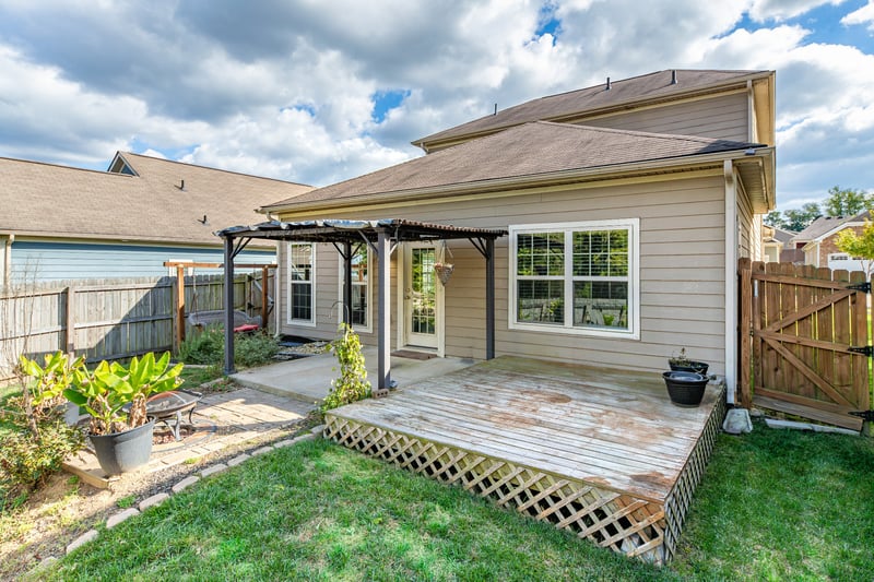 2506 Walpole Ln, Columbia, TN 38401