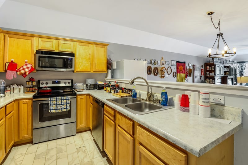 708 Bracken Trl, Nashville, TN 37214