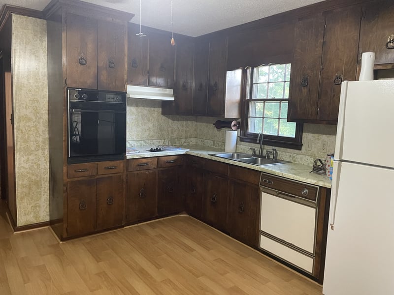 500 Cascade Dr, Columbia, TN 38401