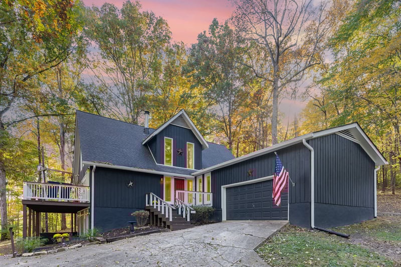 8972 Old Charlotte Pike, Pegram, TN 37143