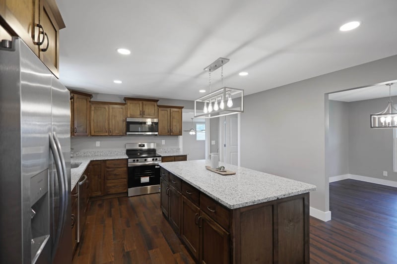 2450 Highway 25 , Cottontown, TN 37048