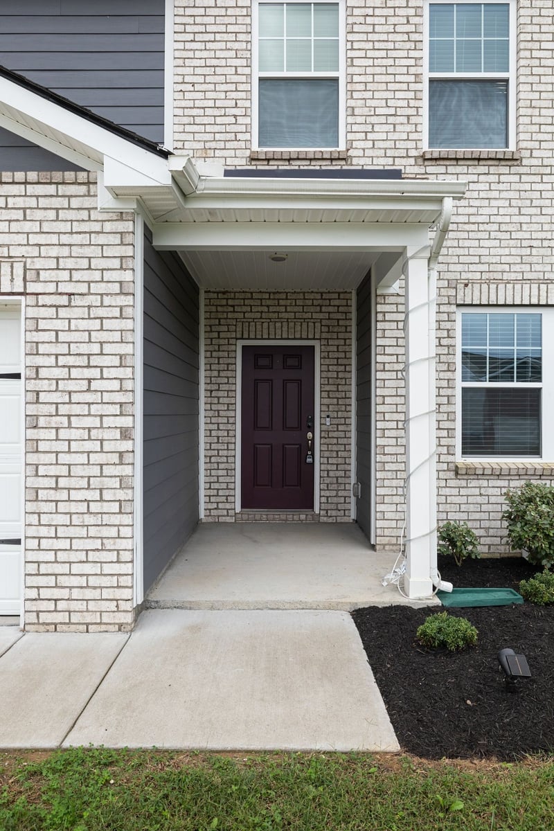 526 Samuel Lee Ln, Murfreesboro, TN 37127