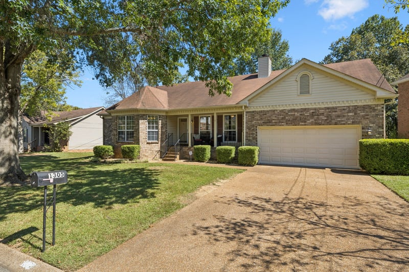 1305 Ravenna Ct, Antioch, TN 37013