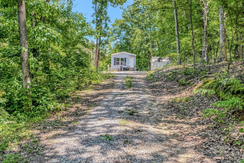 2320 Center Point Rd, Cumberland Furnace, TN 37051