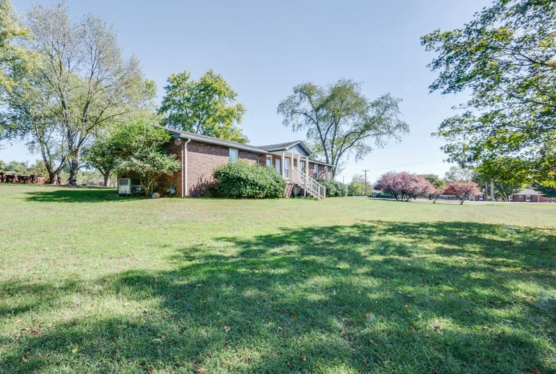 207 Loretta Dr, Goodlettsville, TN 37072