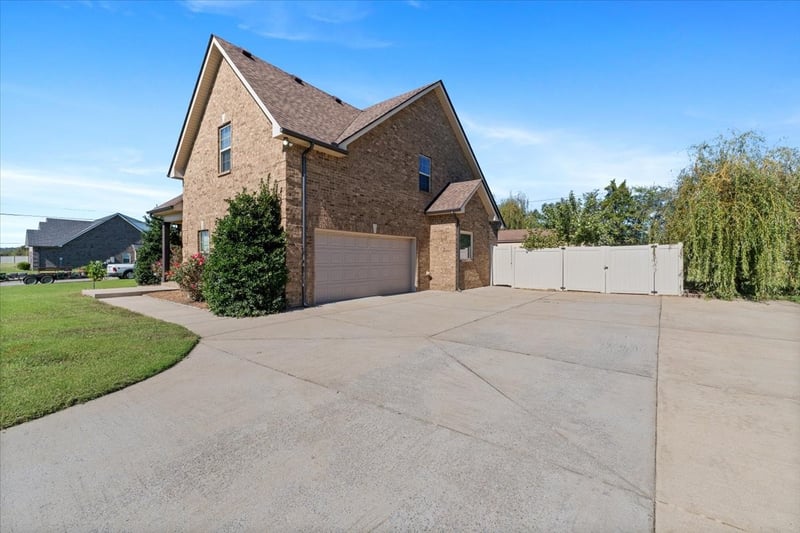 203 Olin Mcfolin Cv, Lascassas, TN 37085