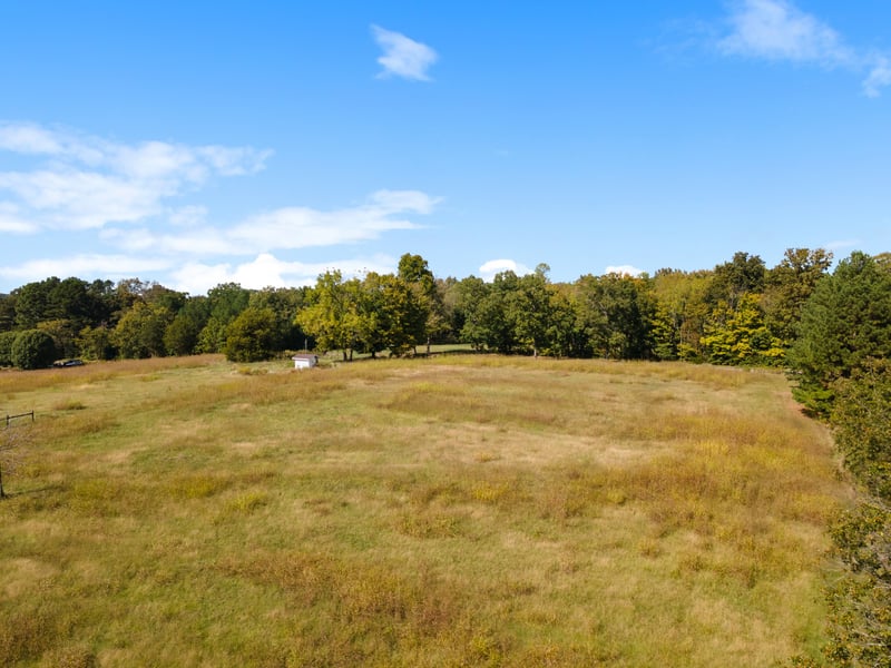 7303 Dug Hill Rd, Bon Aqua, TN 37025