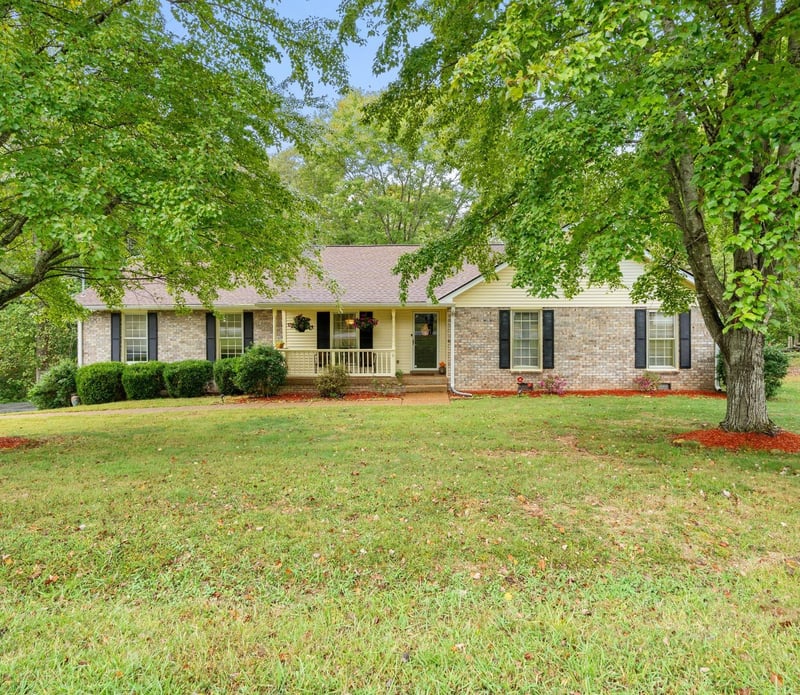 331 View Ridge Dr, Goodlettsville, TN 37072