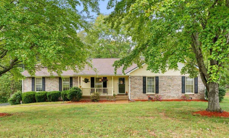 331 View Ridge Dr, Goodlettsville, TN 37072