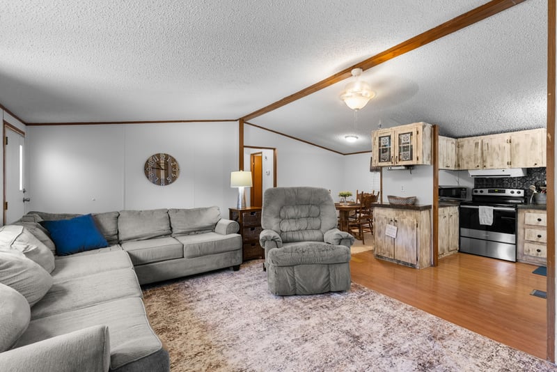 5147 Wiley Hollow Rd, Culleoka, TN 38451