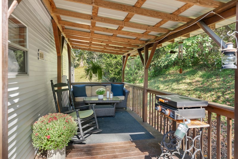 5147 Wiley Hollow Rd, Culleoka, TN 38451