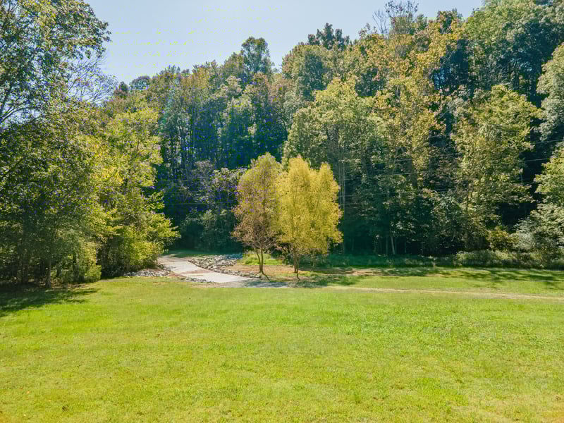 2530 Sammie Ln, Thompsons Station, TN 37179