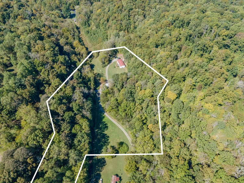 2530 Sammie Ln, Thompsons Station, TN 37179