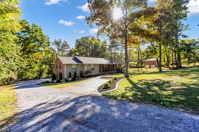 112 Chaparral Dr, Hendersonville, TN 37075