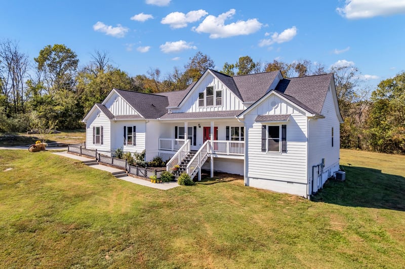 222 Preacher Roberson Rd, Castalian Springs, TN 37031