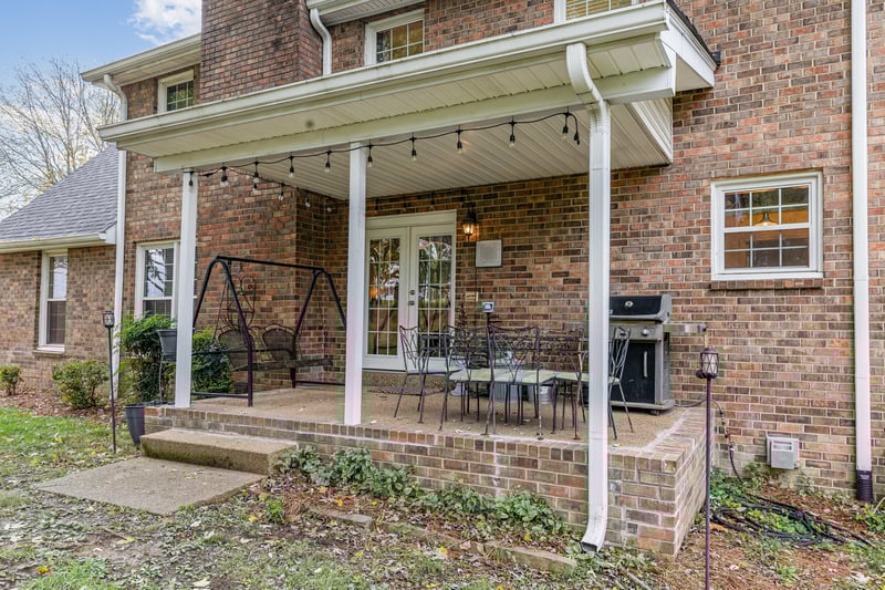 434 Jones Ln, Hendersonville, TN 37075