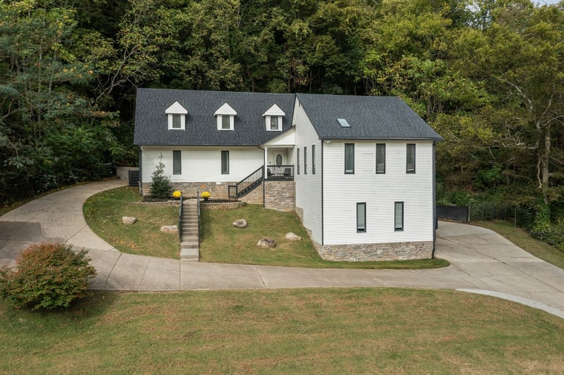 1349 Holly Tree Gap Rd, Brentwood, TN 37027