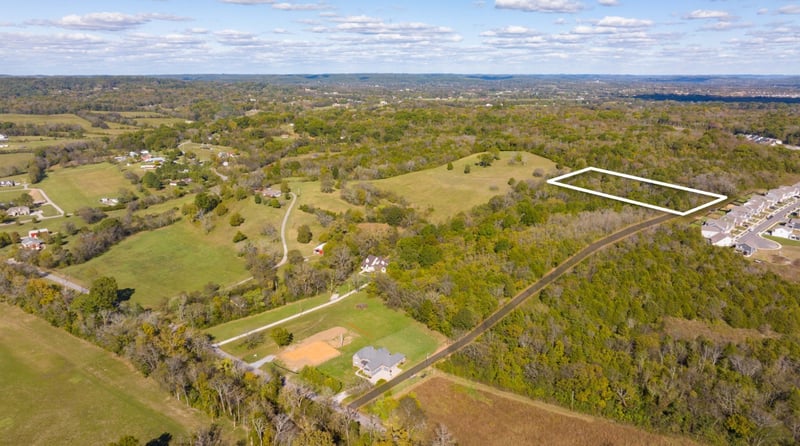 2045 Liberty Ln, Gallatin, TN 37066