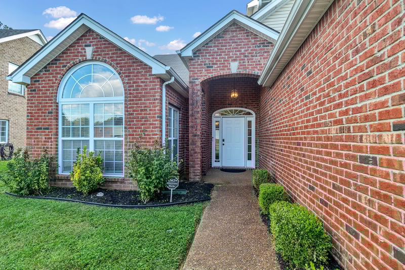 6829 Scarlet Ridge Dr, Brentwood, TN 37027