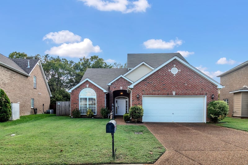 6829 Scarlet Ridge Dr, Brentwood, TN 37027