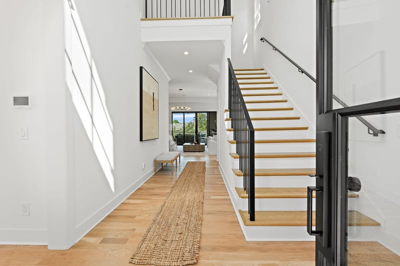 2031 Overhill Dr, Nashville, TN 37215