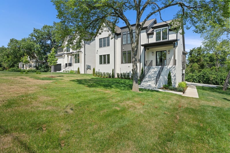 2031 Overhill Dr, Nashville, TN 37215